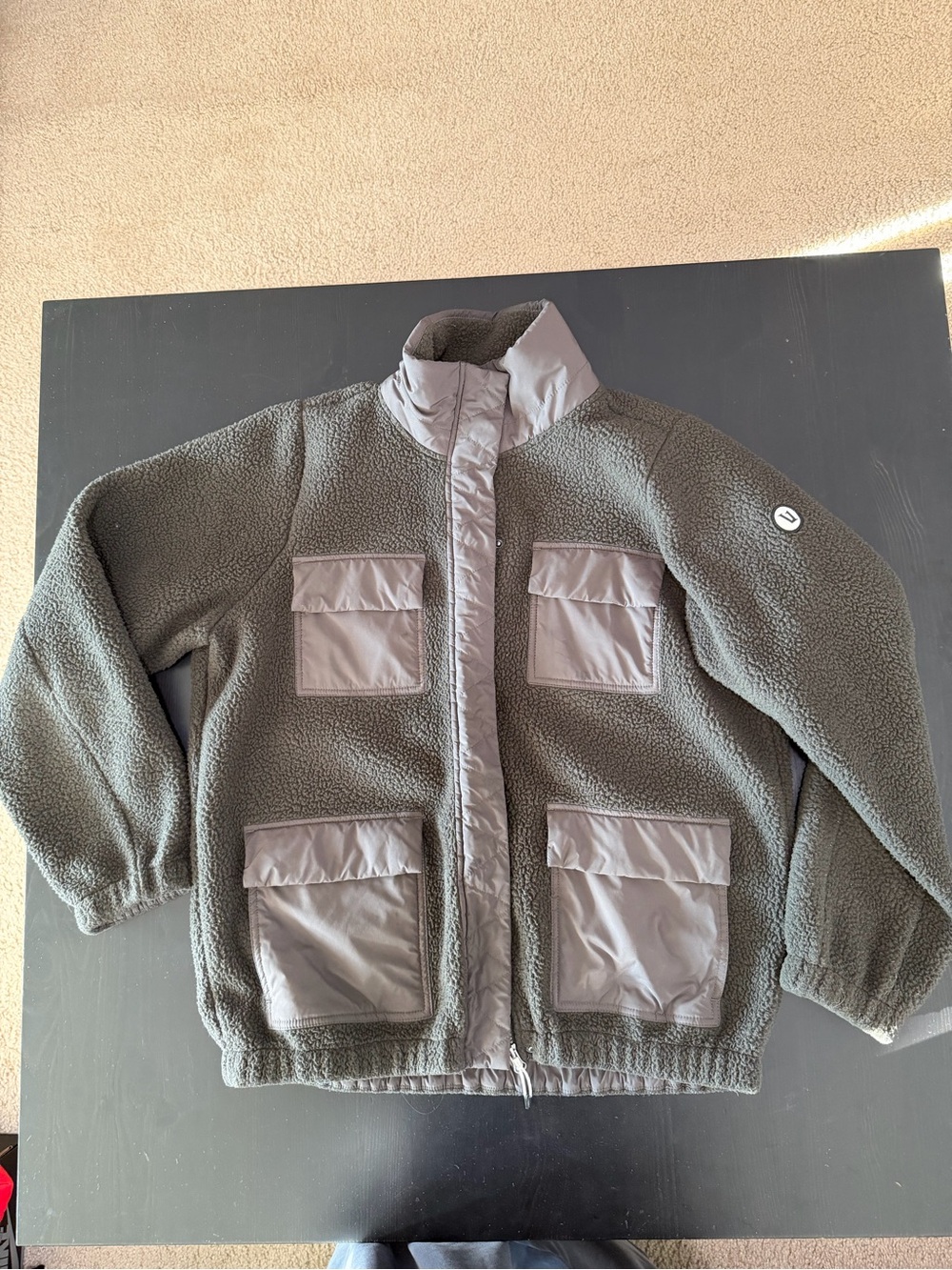 Vuori Women’s Utility Sherpa Jacket with Pockets - Olive Green